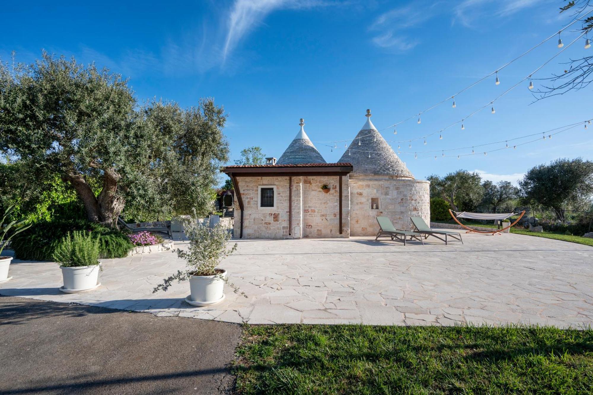 Trulli Relais Villa Castellana Grotte Exterior photo